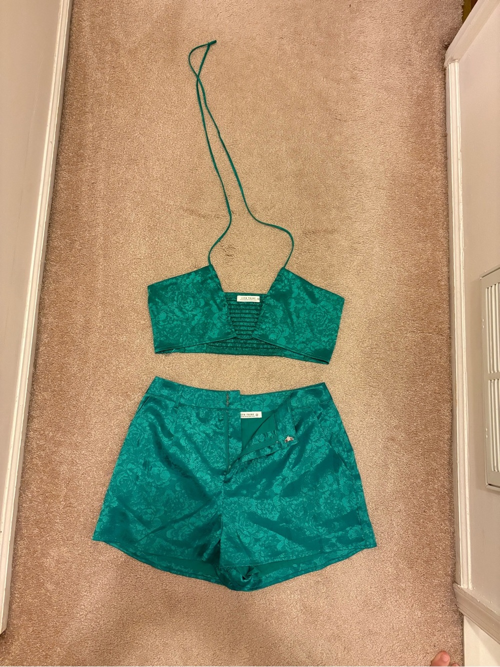 12TH TRIBE Emerald Green Floral Jacquard Halter Crop Top & Shorts Set - Picture 2 of 8